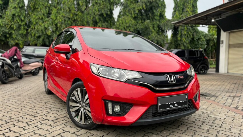 PROMO 3JT JAZZ GK5 RS CVT 2016 MERAH ANTIK RARE !!