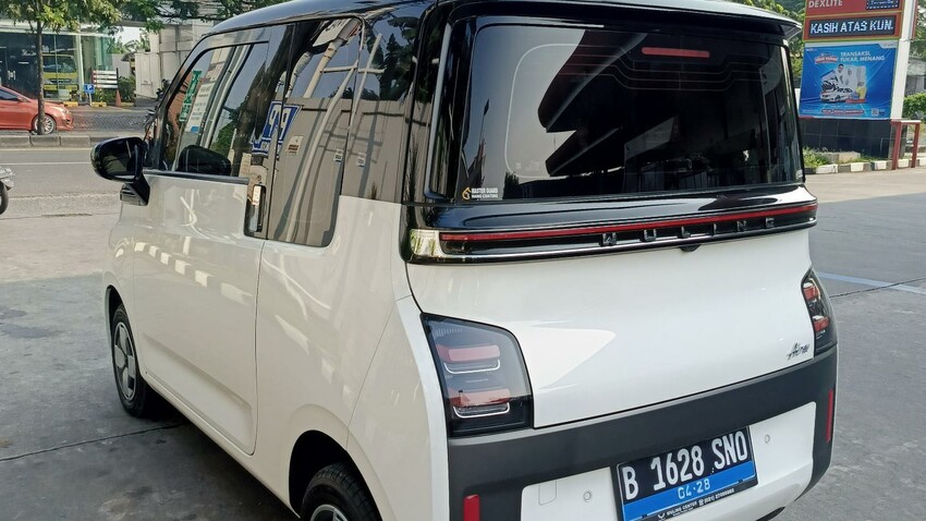 Wuling Air EV 2023/2022 Long range,Tdp 10jt,Perfect condition