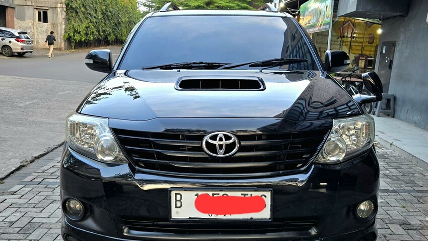 Toyota Fortuner 2012 Diesel