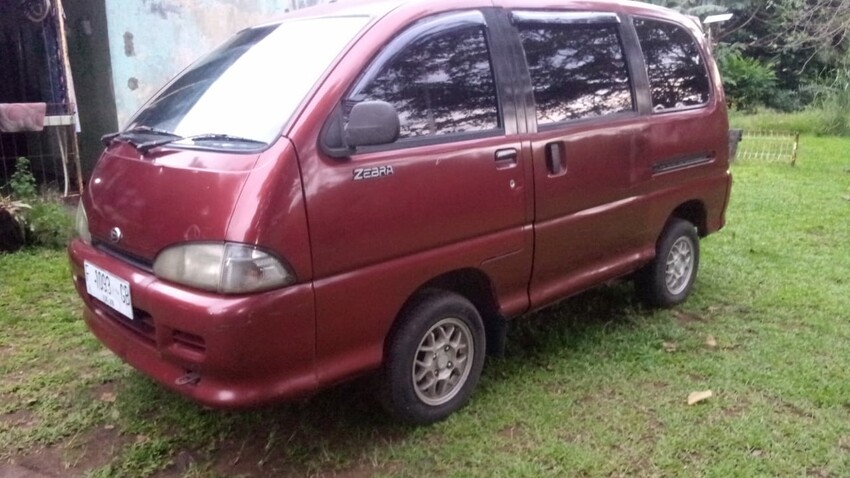 Daihatsu Espass 2000 Bensin