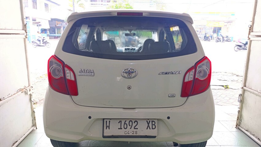 Dp.9 jt Toyota Agya 1.0 G matic 2014 Bensin