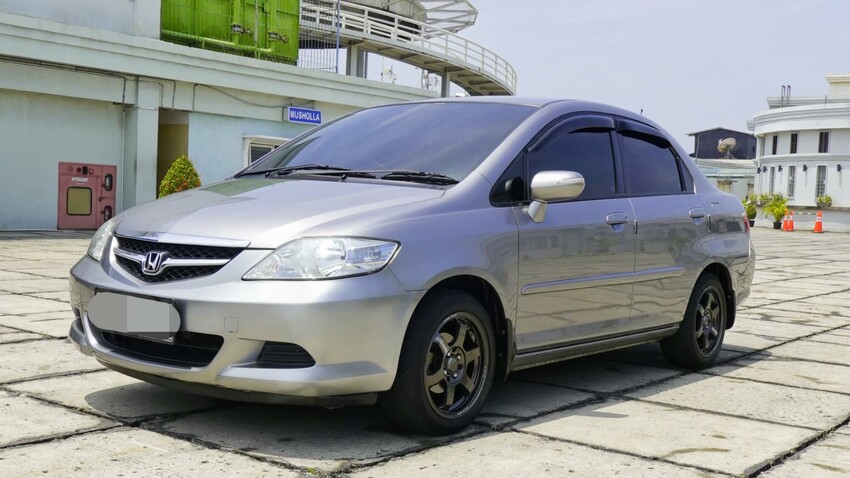 Honda City i-DSI 2007 AT Matic . Kondisi istimewa