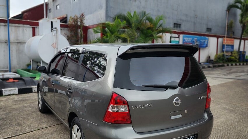 Nissan Grand Livina XV 2008 Matic