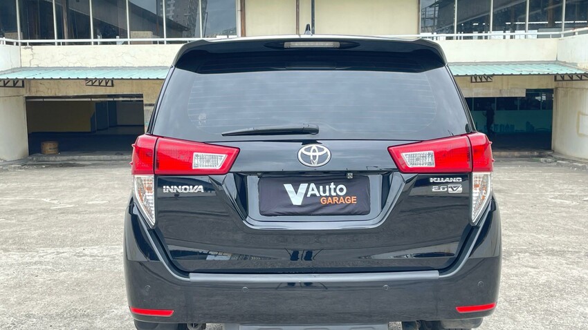 Kijang Innova V 2.0 Bensin 2019