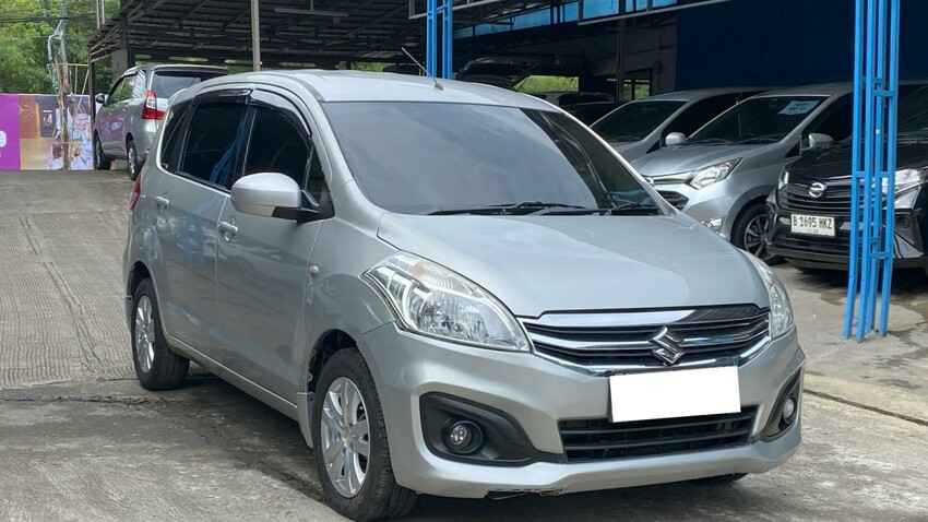 Suzuki Ertiga 1.4 GL MT 2015