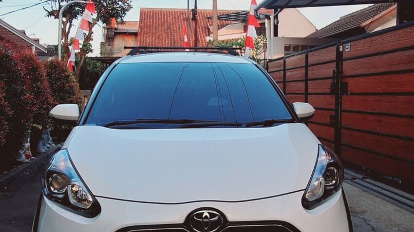 Toyota Sienta 2017 Bensin