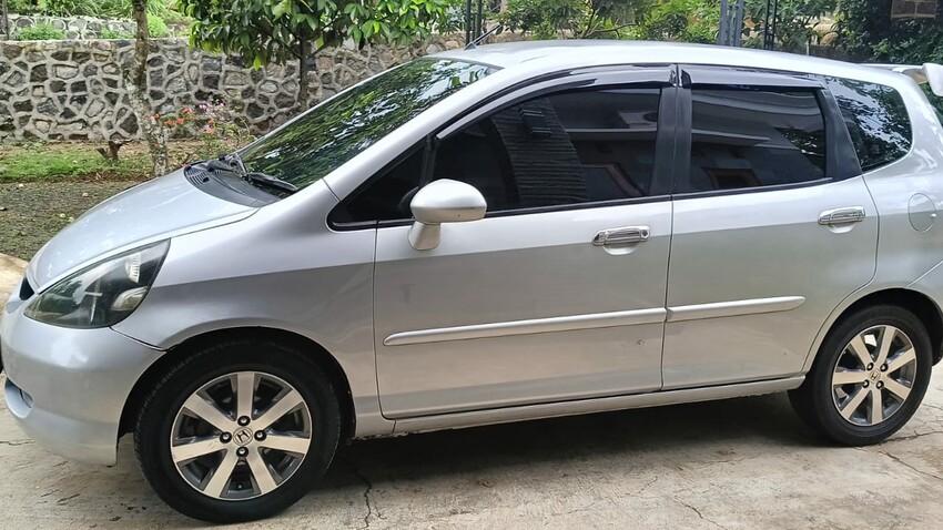 Honda Jazz 2004 Bensin