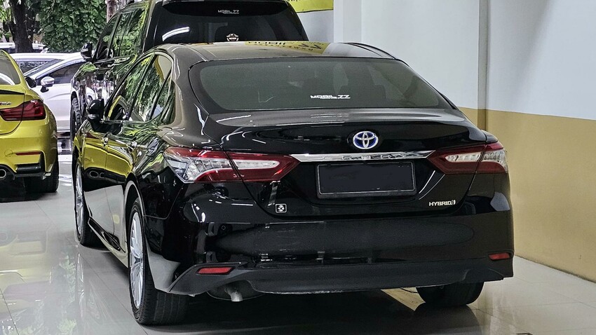 TOYOTA NEW CAMRY 2.5L EV MODE HYBRID TAHUN 2021 ODO 25RBU BLACK