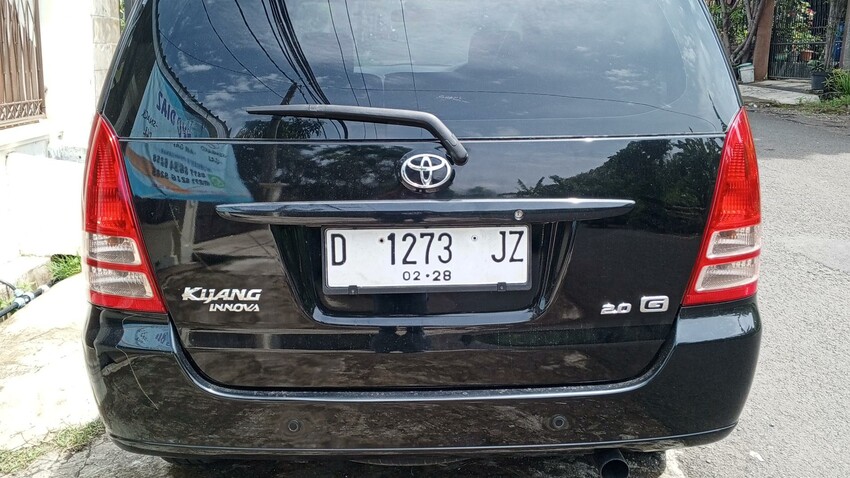 Kijang Innova G.AT thn 2008 Bensin