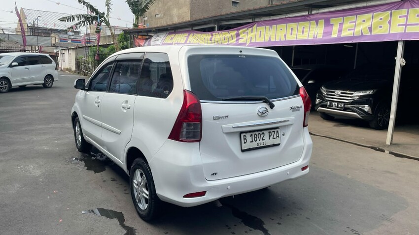 XENIA R DELUXE MATIC 2013 (DP 3 JT)
