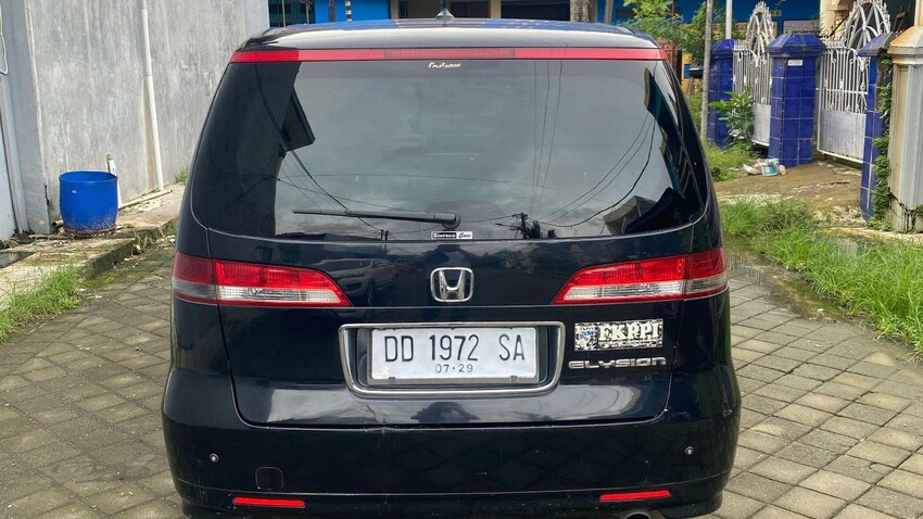 Honda Elysion 2005 Bensin