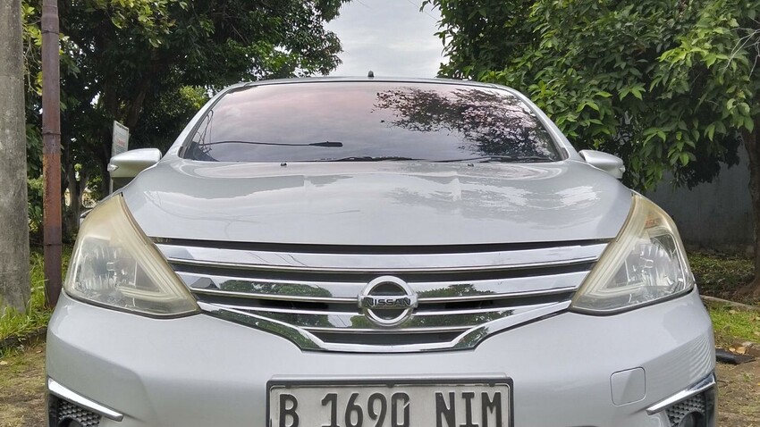 Nissan Grand livina 2015 Bensin