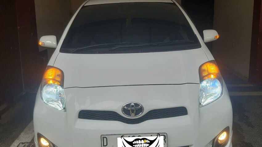 Toyota Yaris 2012 Bensin