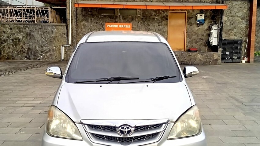 Avanza 1.3 G 2011 Manual