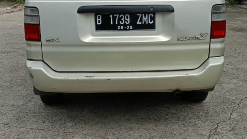 Toyota Kijang 2002 Bensin Kapsul SX 1.8 tt