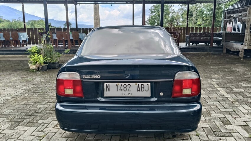 Suzuki Baleno 2002 Bensin