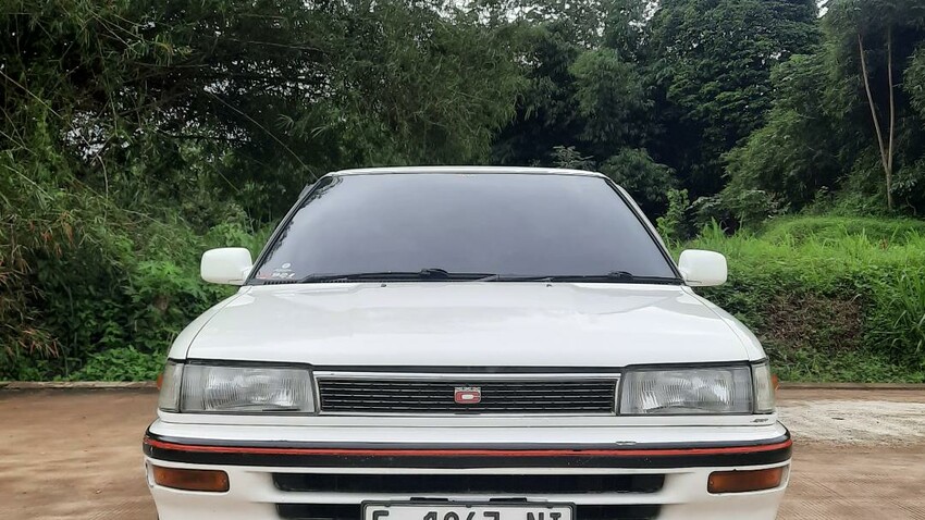 Toyota Corolla 1990 Bensin