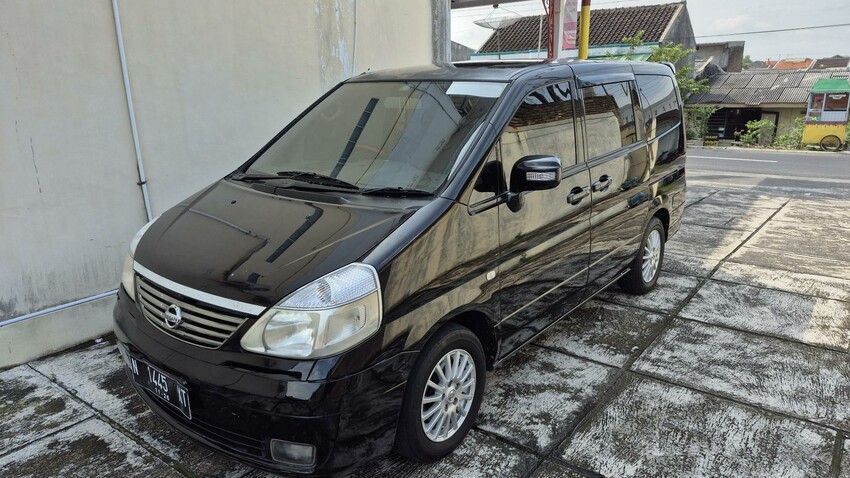 Nissan Serena 2009 Bensin