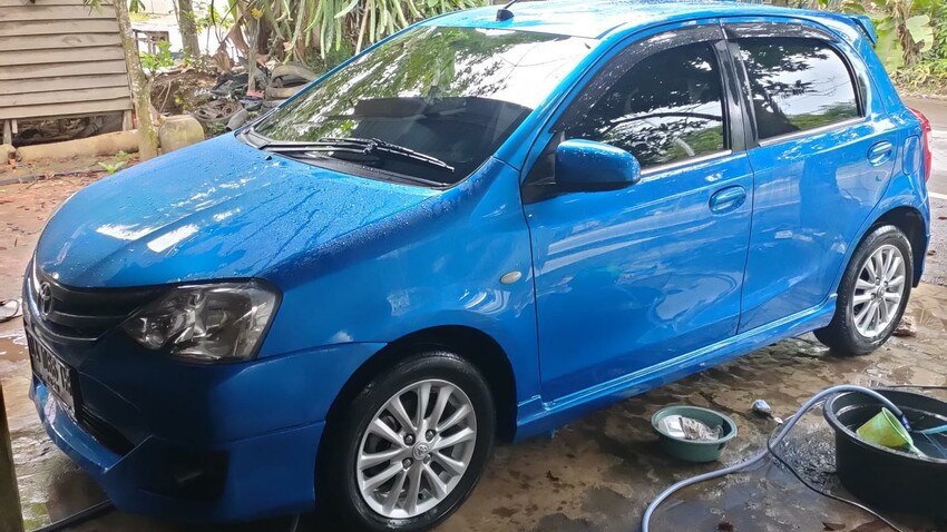 Toyota Etios Valco 2013 Bensin