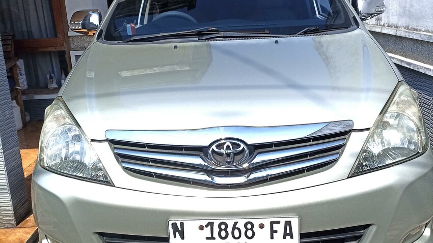 Toyota Kijang Innova 2009 Diesel