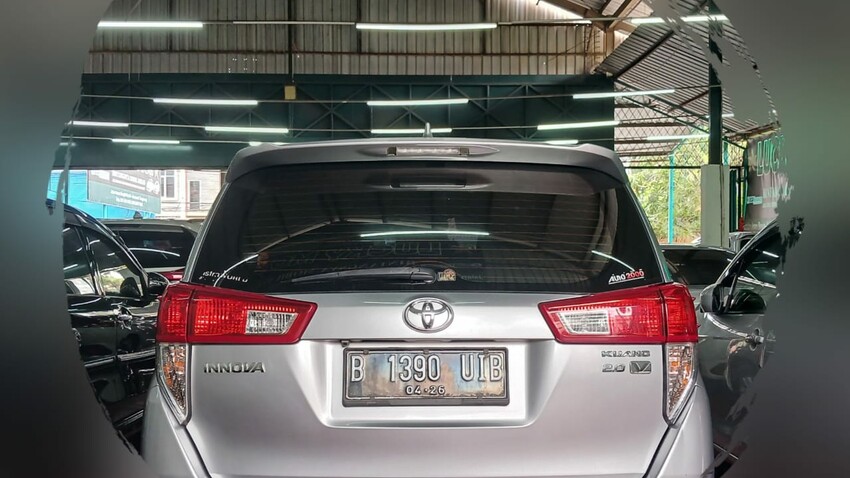 Toyota Kijang Innova 2016 Bensin