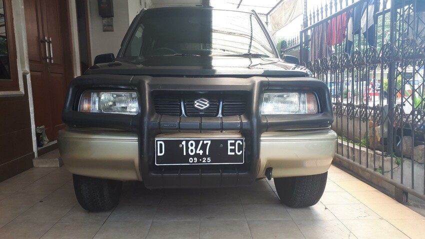 Suzuki Escudo 1997 Bensin