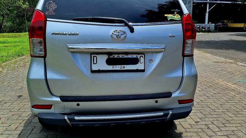 Toyota Avanza 2012 Bensin