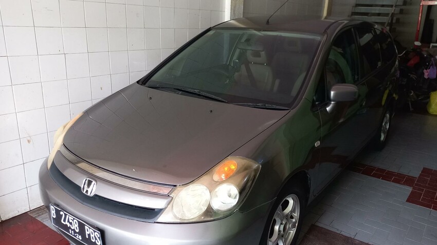 Honda Stream 2006 Bensin