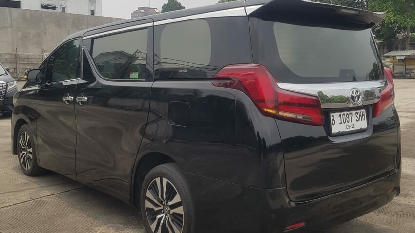 Toyota Alphard 2018 Bensin