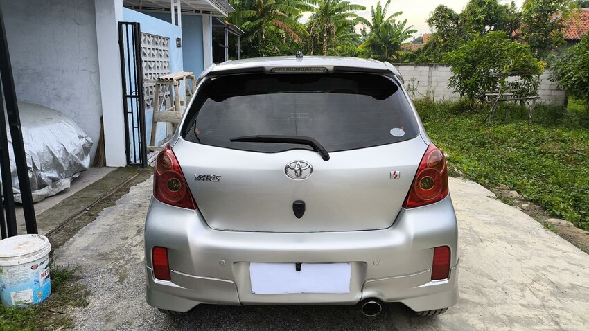 Toyota Yaris 1.5 S A/T 2012