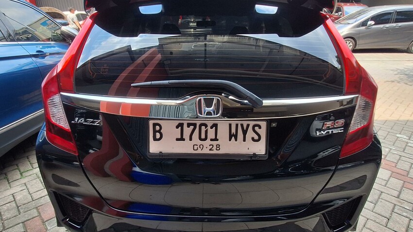 Honda Jazz 1.5 RS Automatic 2016 Hitam Super Bagus