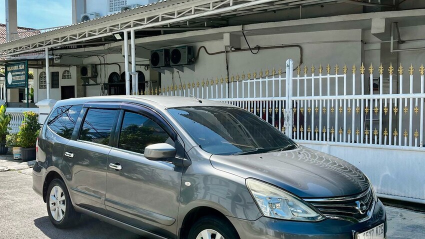 Nissan Grand livina 2013 Bensin