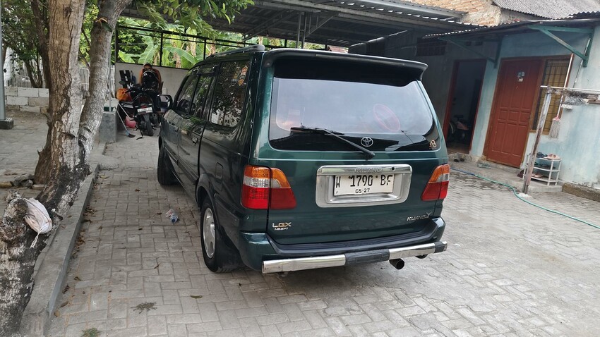 Toyota Kijang 2001 Bensin