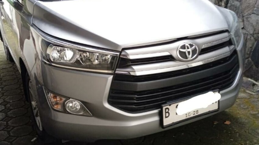 Innova 2.4 G Disel 2018 Silver