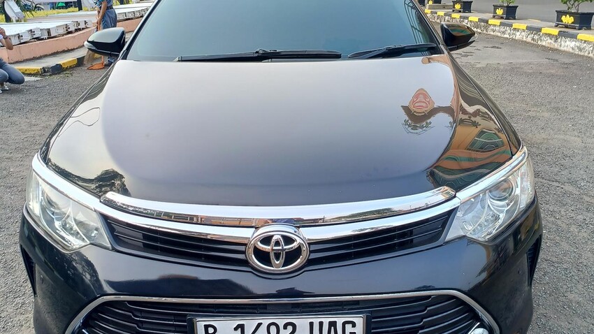 Toyota Camry V Tahun 2017 DP Nol Rupiah