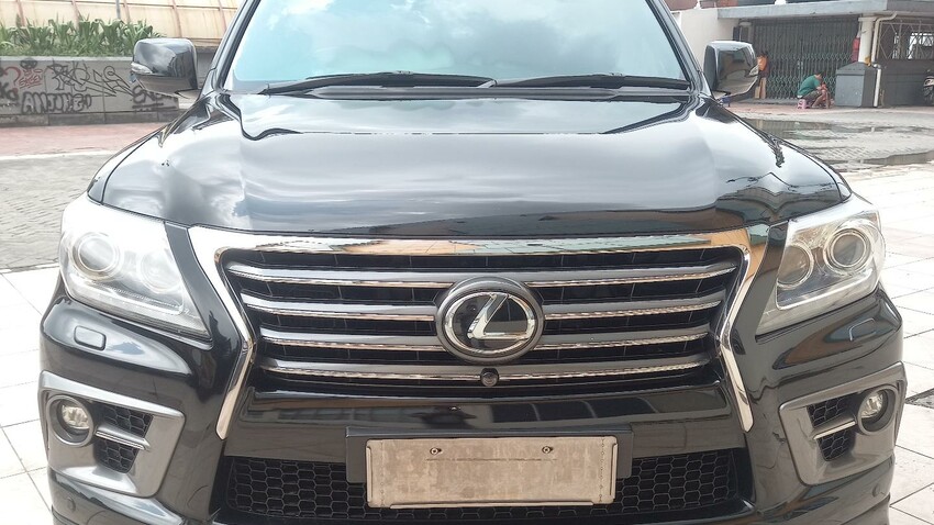 2014 LEXUS LX570.PERPECT CONDITION.NOPOL B DKI JAKSEL