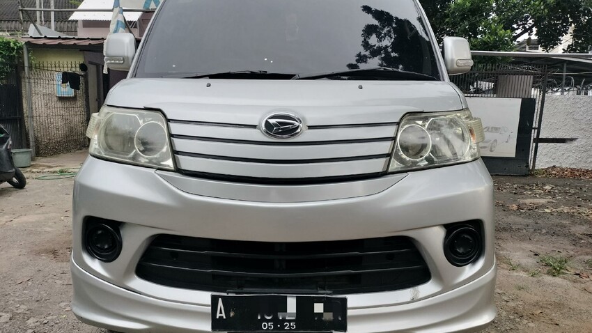 Daihatsu Luxio 1.5 D Manual Th 2015 Tangan Pertama Istimewa