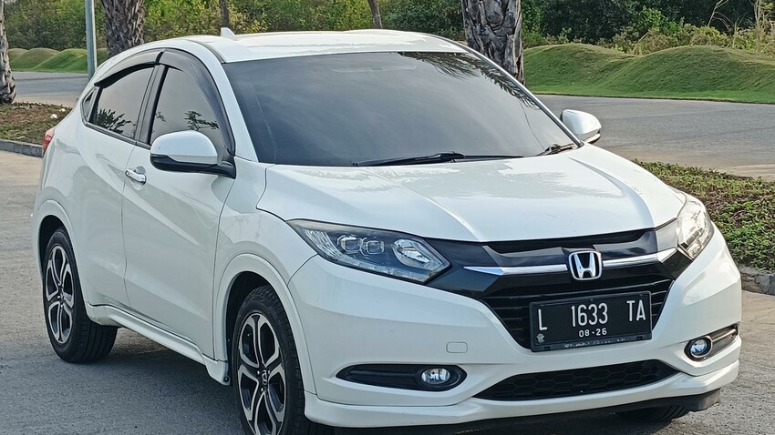 Hrv 1.8 JBL 2017 pmk AT nik 2016 milik pribadi