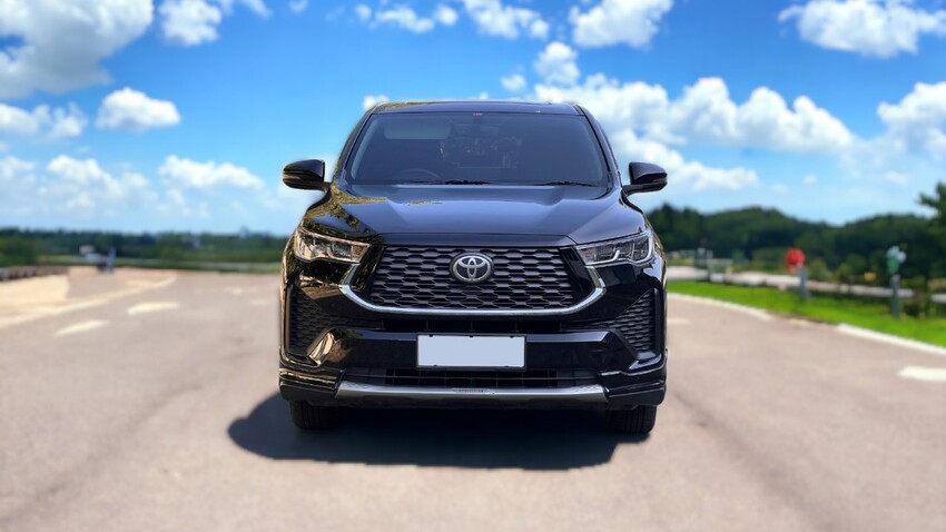 Toyota Kijang Innova 2023 Hybrid