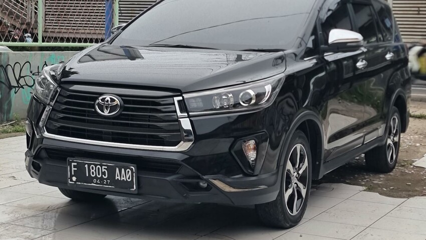 Toyota Kijang Innova 2022 Diesel