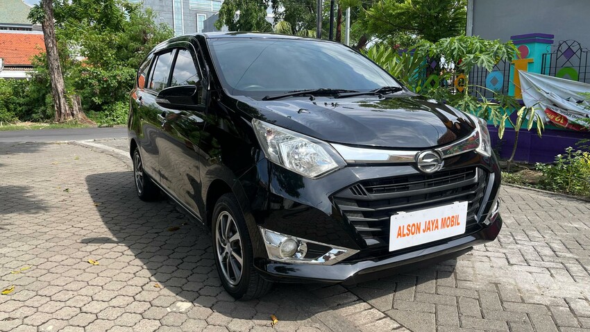 DP 12JT Daihatsu Sigra 1.2R 2017