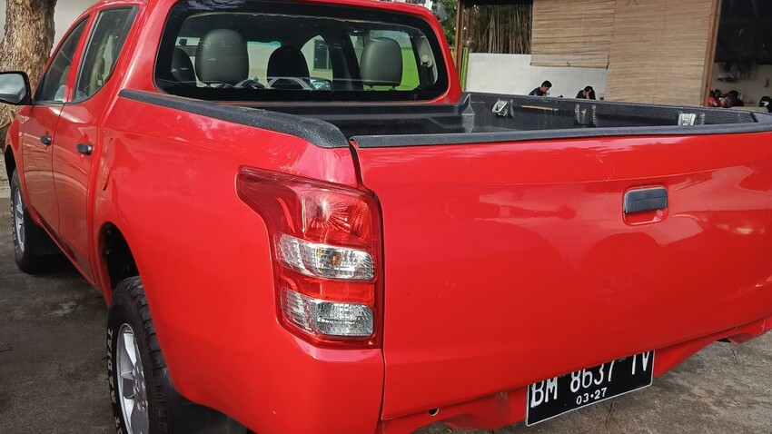 Mitsubishi Triton 2.5 DC HDX 2017 MT Diesel