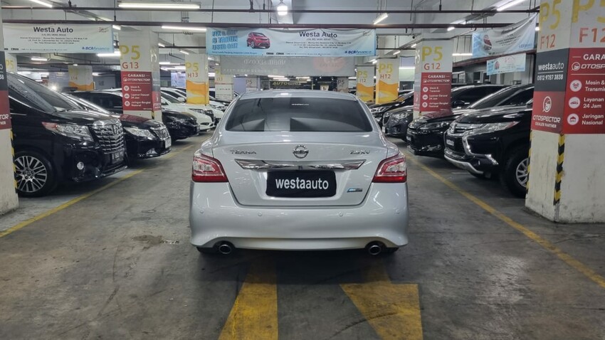 Low KM Nissan Teana 2.5 XV AT 2016 Like New