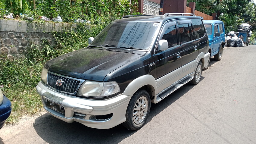 Toyota Kijang 2003 Bensin