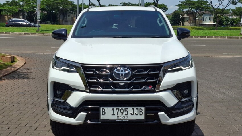 Toyota Fortuner 2024 Diesel